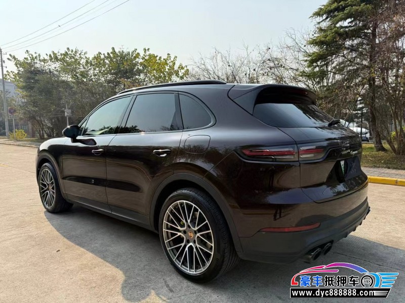 21年保时捷卡宴轿车抵押车出售