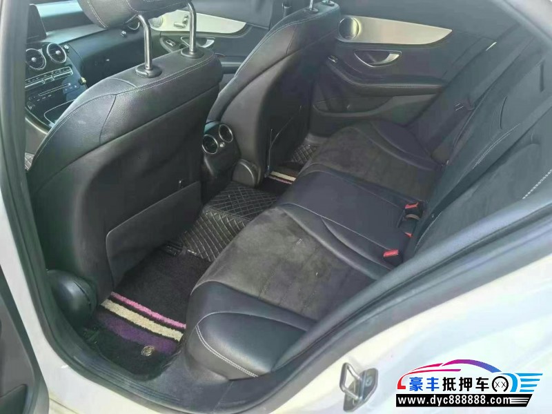 18年奔驰C轿车抵押车出售