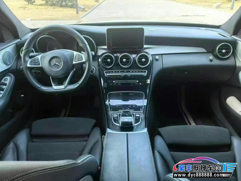 18年奔驰C轿车抵押车出售