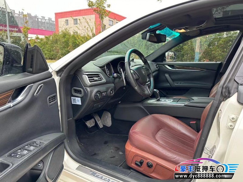 15年玛莎拉蒂Ghibli轿车抵押车出售