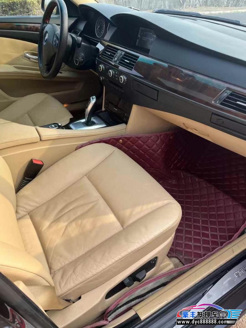 10年宝马5系轿车抵押车出售