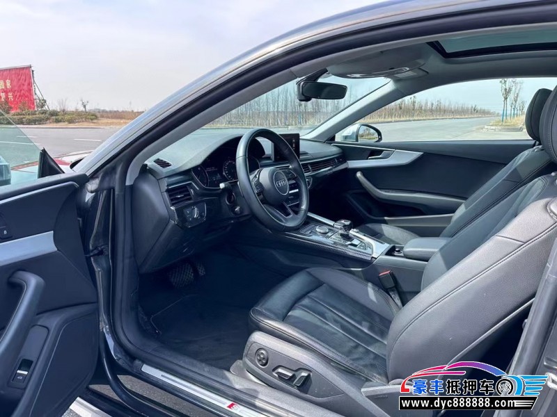 19年奥迪A5轿车抵押车出售