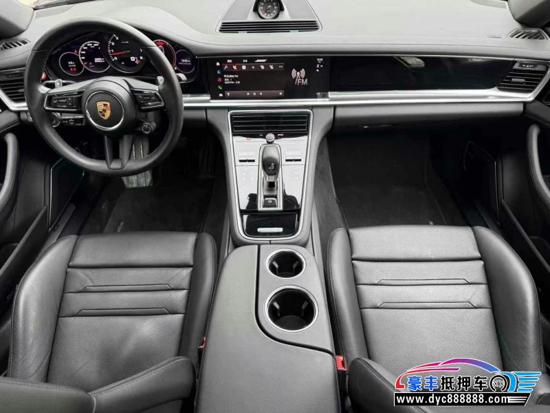 22年保时捷帕纳梅拉轿车抵押车出售