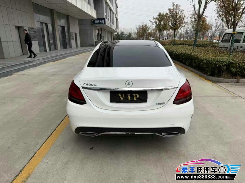 20年奔驰C轿车抵押车出售