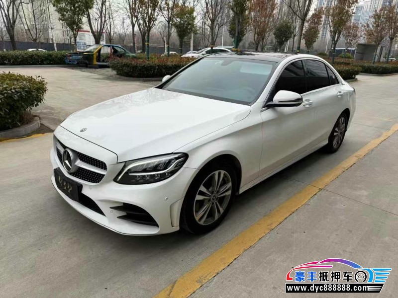 20年奔驰C轿车抵押车出售