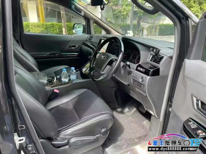 15年丰田威尔法轿车抵押车出售