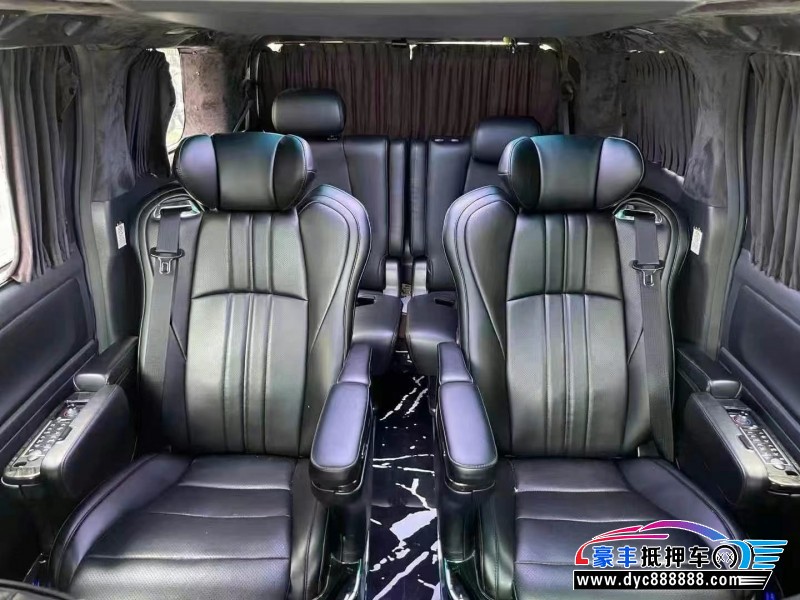 15年丰田威尔法轿车抵押车出售