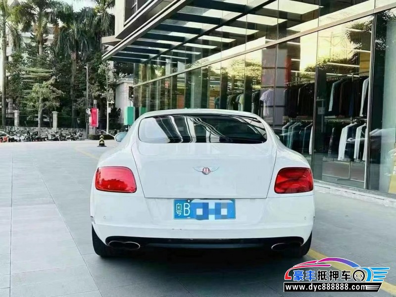 13年宾利欧陆轿车抵押车出售