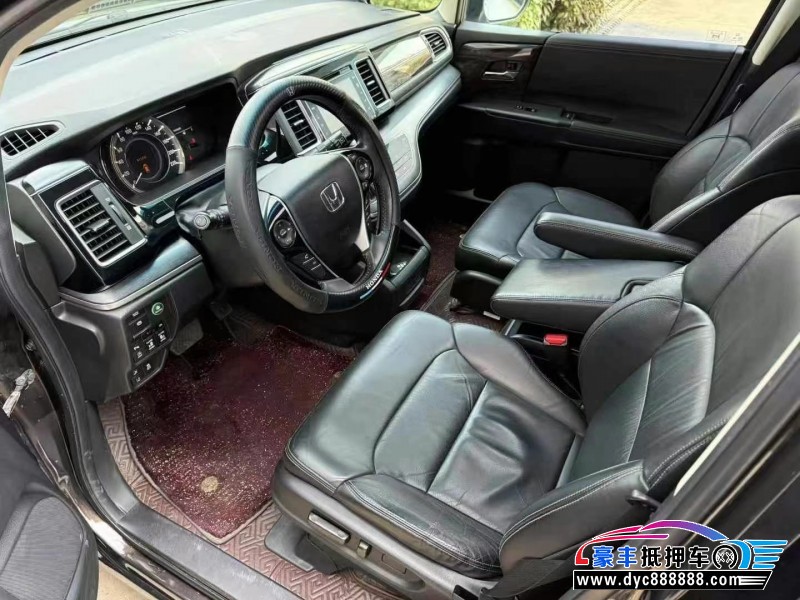 16年本田艾力绅轿车抵押车出售