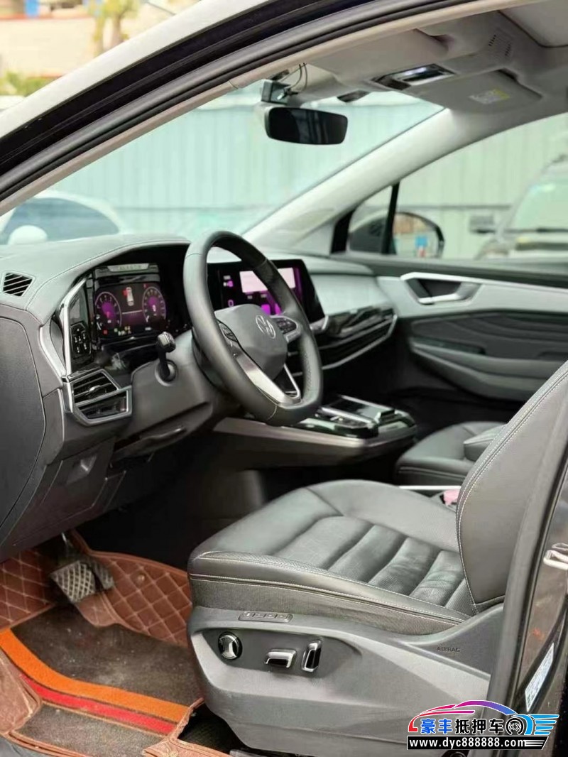 23年大众揽镜轿车抵押车出售