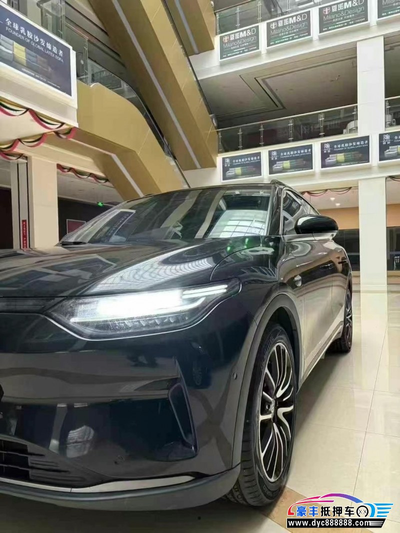 22年零跑C11轿车抵押车出售