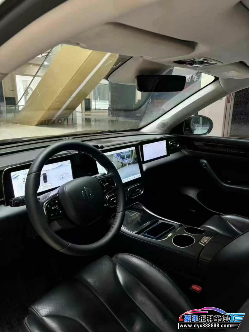 22年零跑C11轿车抵押车出售