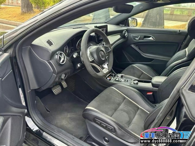 18年奔驰CLA级AMG轿车抵押车出售