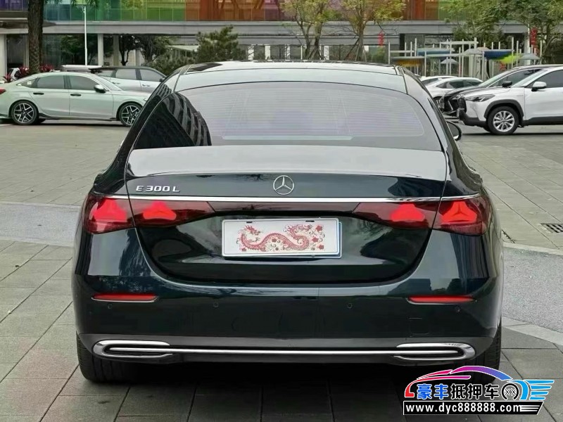 24年奔驰E轿车抵押车出售