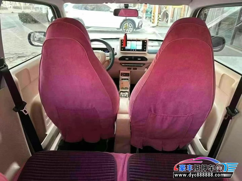 24年吉利熊猫轿车抵押车出售