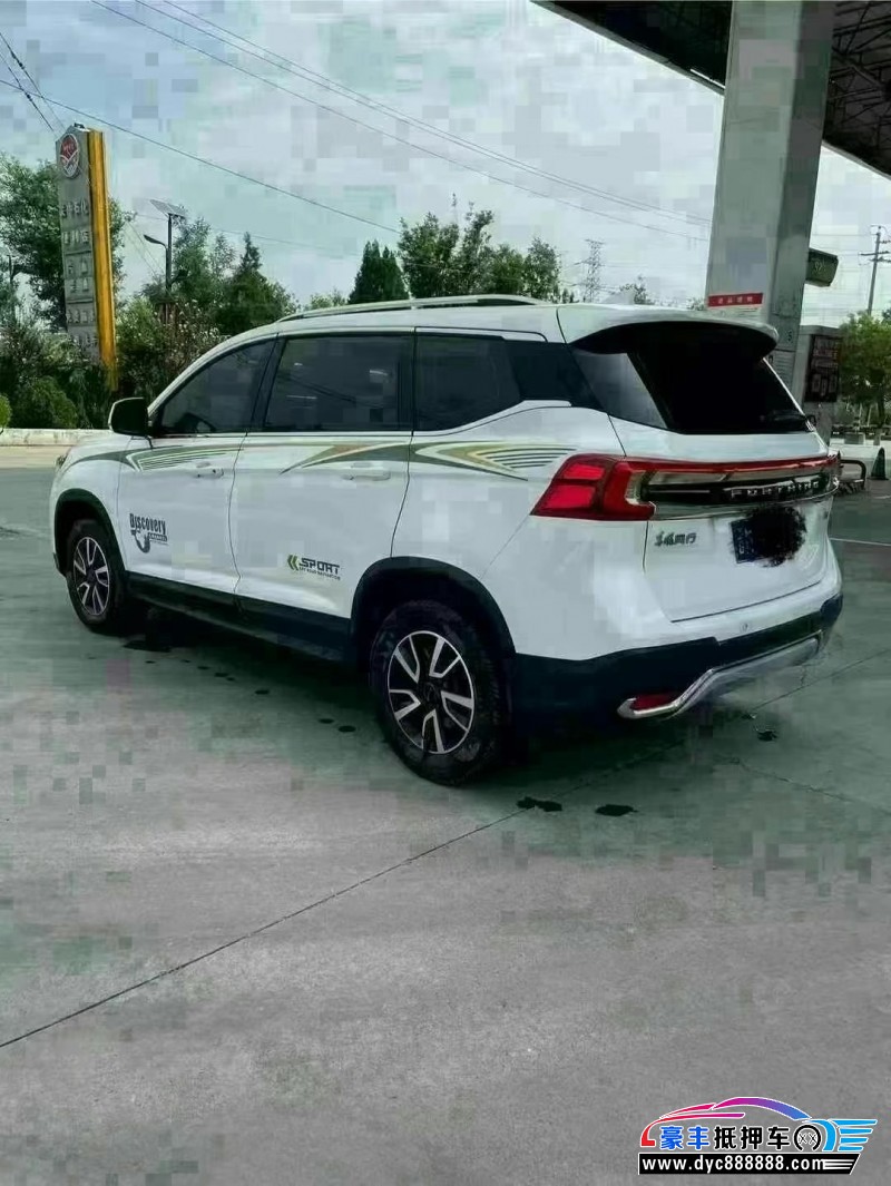 23年东风风行T5轿车抵押车出售