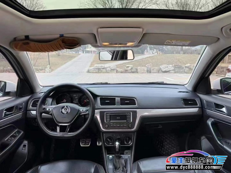 18年大众朗逸轿车抵押车出售