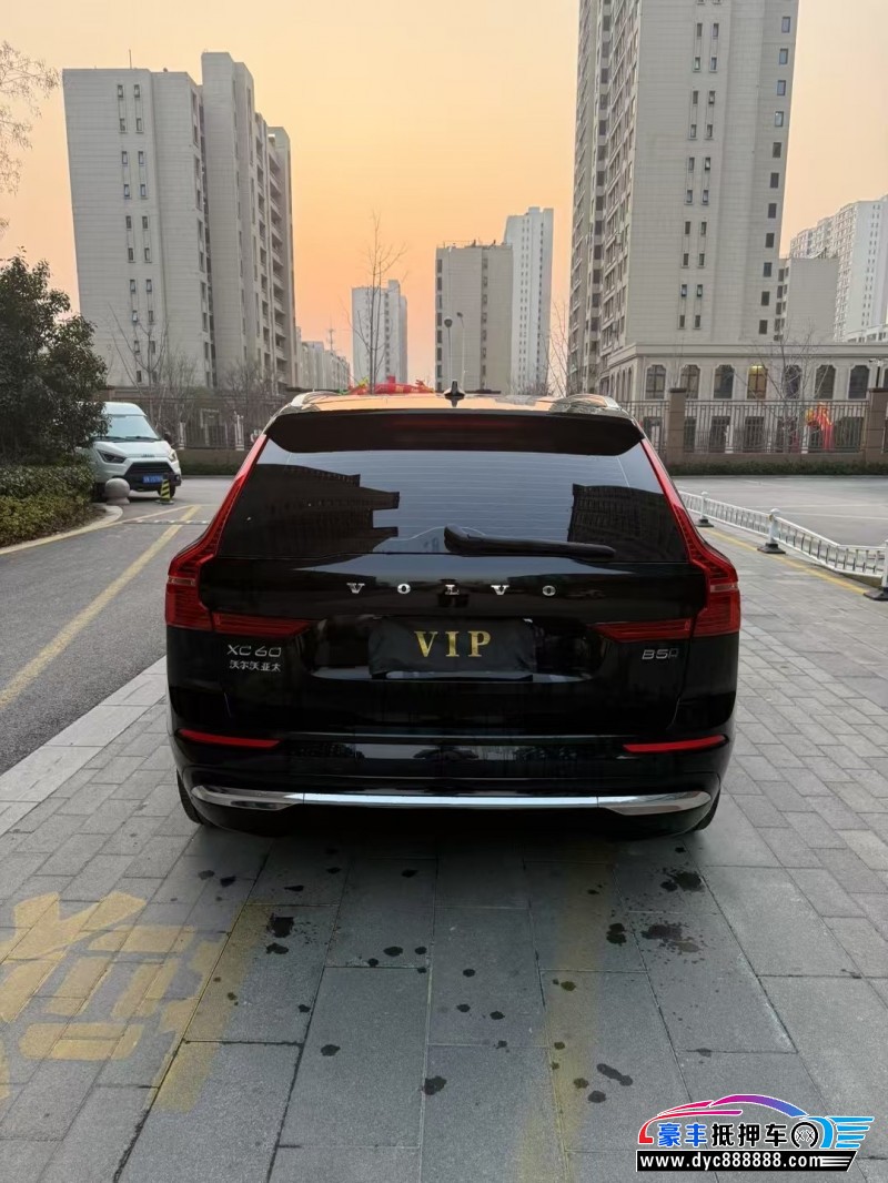 22年沃尔沃XC60轿车抵押车出售