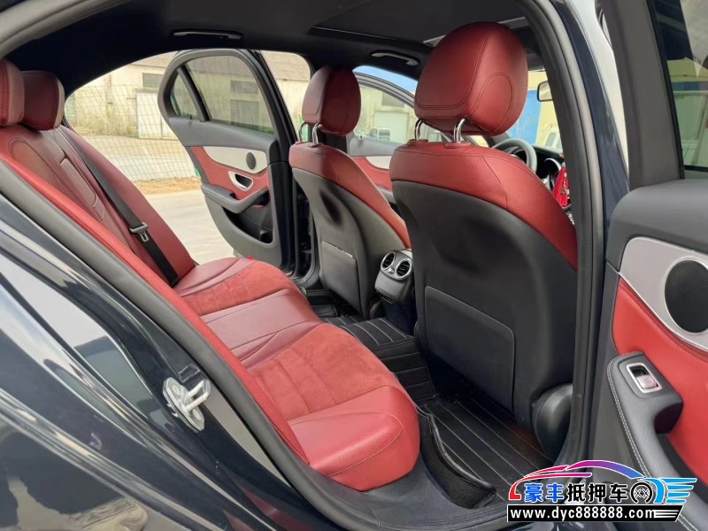 17年奔驰C轿车抵押车出售