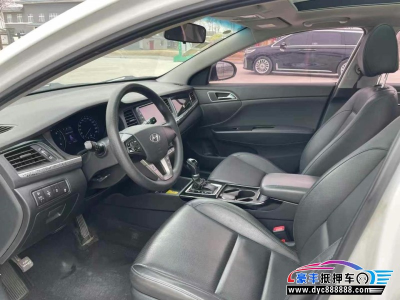 17年现代名图轿车抵押车出售