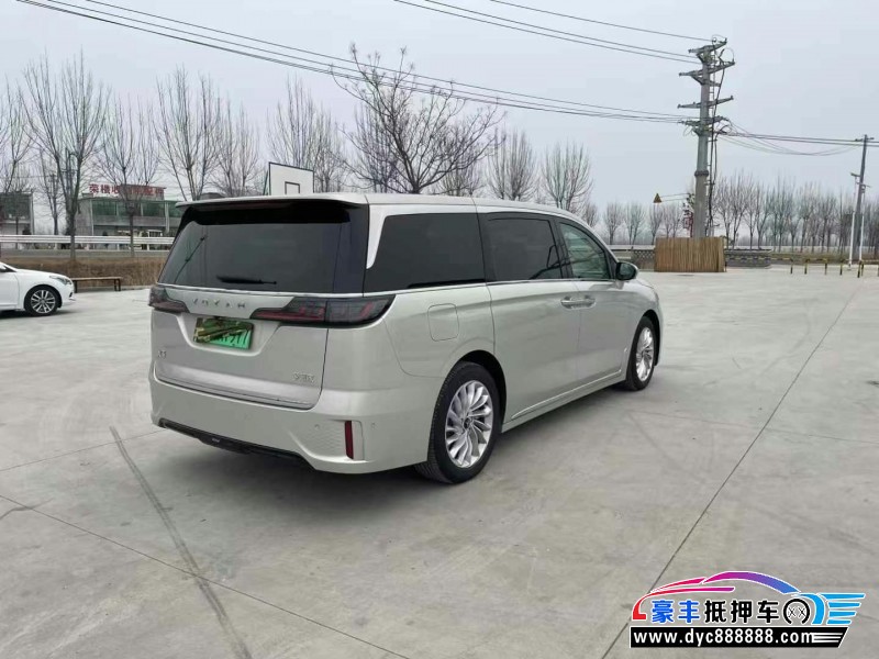 24年岚图梦想家轿车抵押车出售