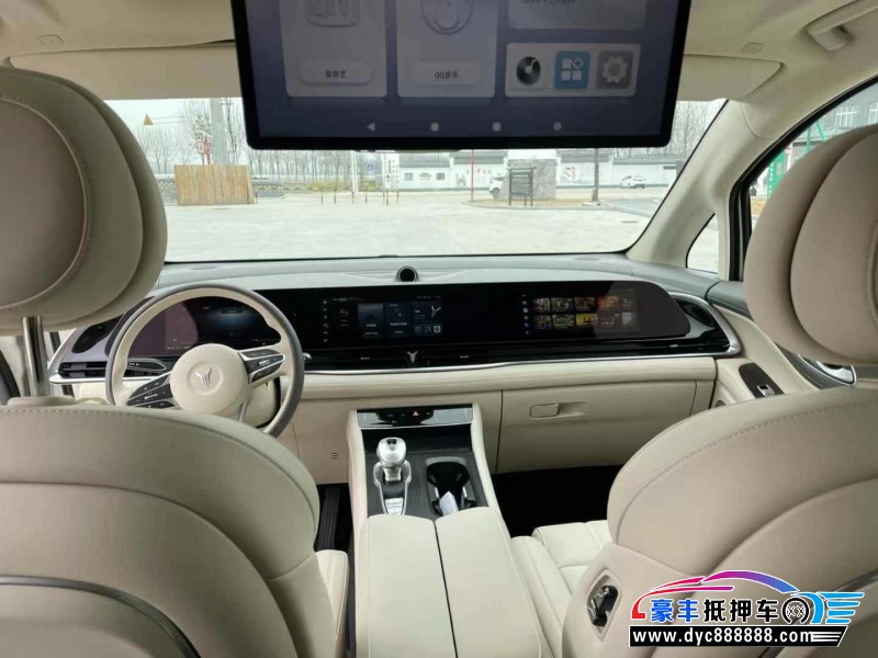 24年岚图梦想家轿车抵押车出售