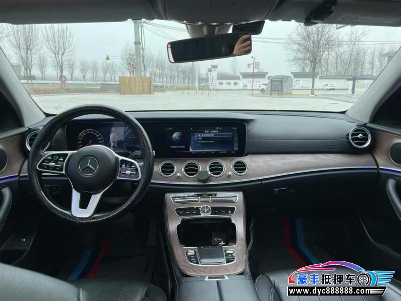 19年奔驰E轿车抵押车出售