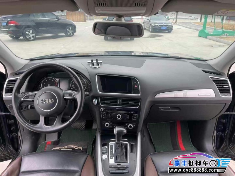 17年奥迪Q5轿车抵押车出售
