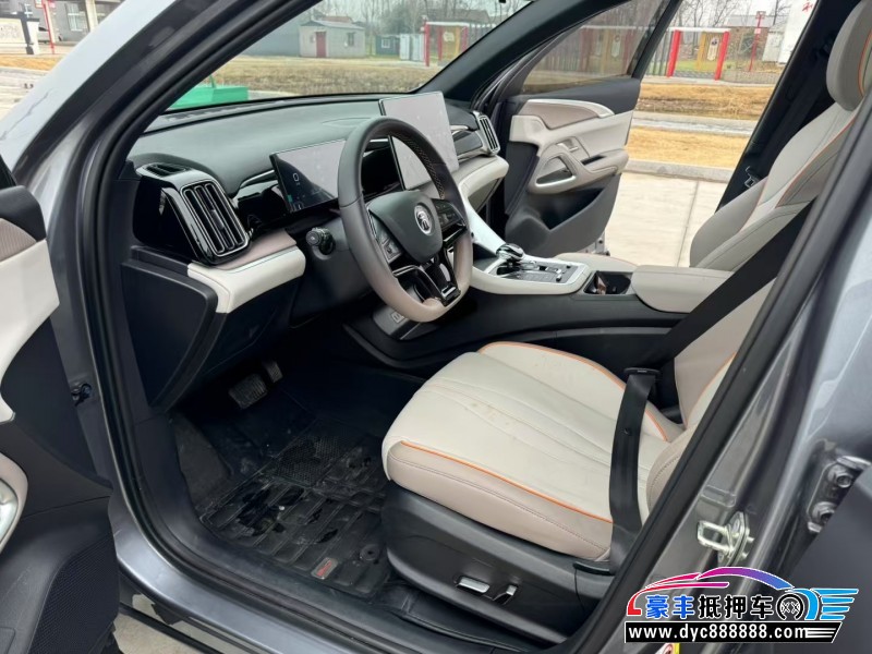 23年比亚迪宋轿车抵押车出售