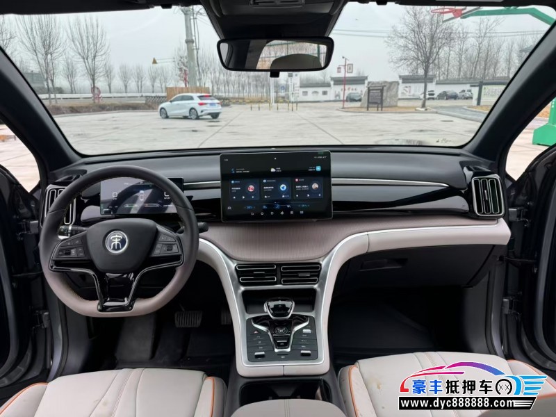 23年比亚迪宋轿车抵押车出售