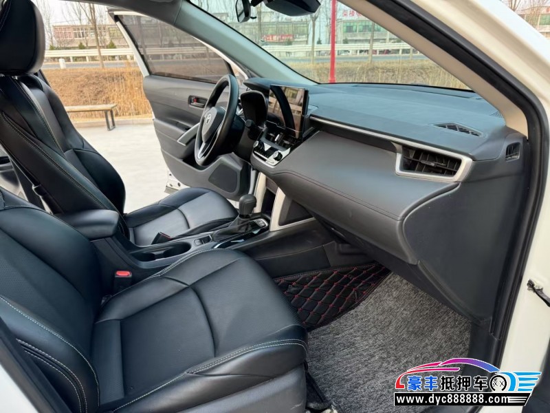 24年丰田锋兰达轿车抵押车出售