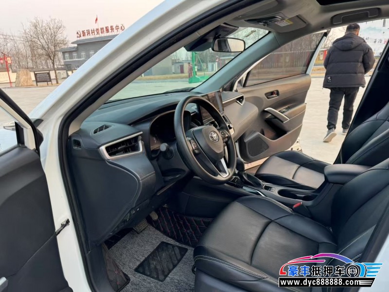 24年丰田锋兰达轿车抵押车出售