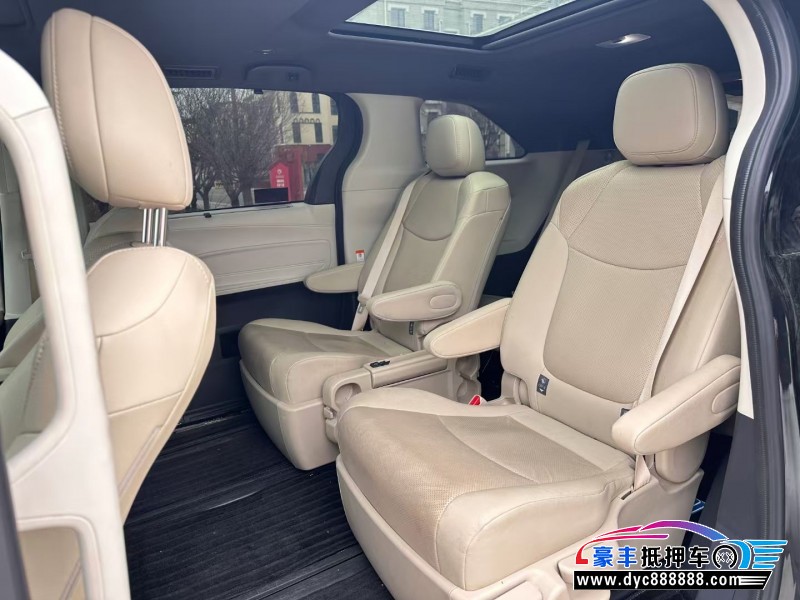 23年丰田格瑞维亚轿车抵押车出售