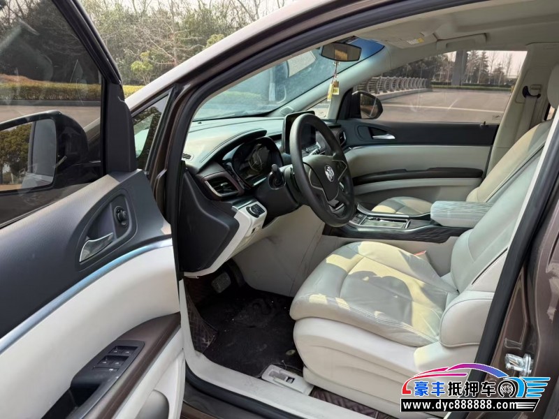 21年别克GL8轿车抵押车出售