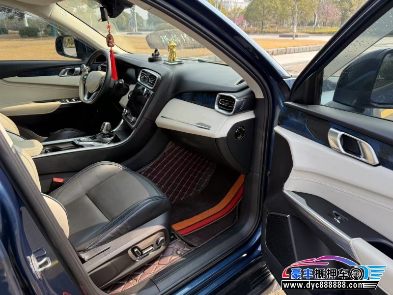 18年领克01轿车抵押车出售