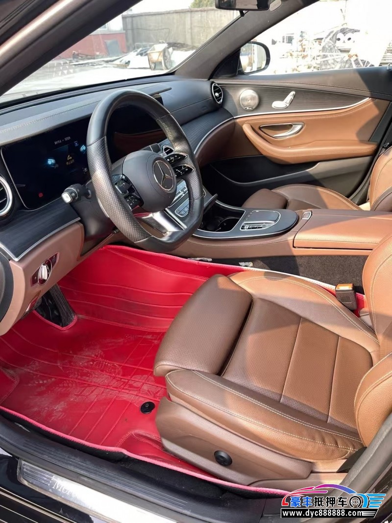 22年奔驰E轿车抵押车出售