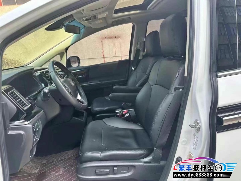 20年本田艾力绅轿车抵押车出售