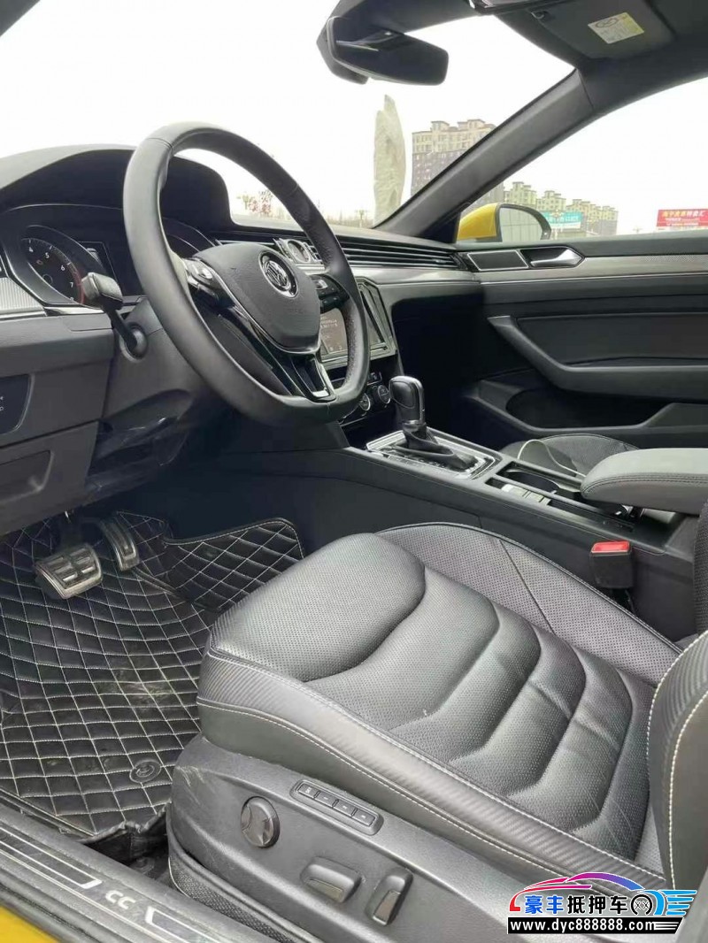 19年大众CC轿车抵押车出售