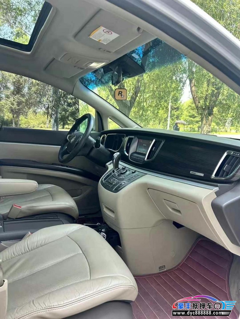 14年别克GL8轿车抵押车出售