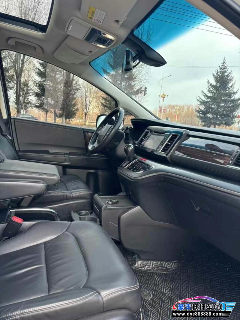 17年本田艾力绅轿车抵押车出售