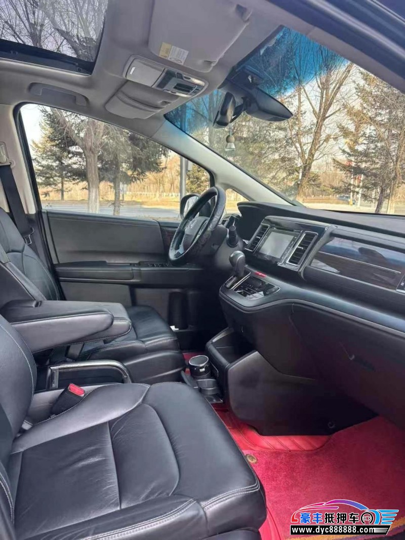 18年本田艾力绅轿车抵押车出售