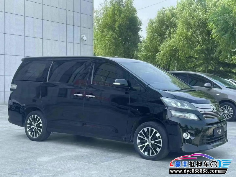 11年丰田埃尔法轿车抵押车出售