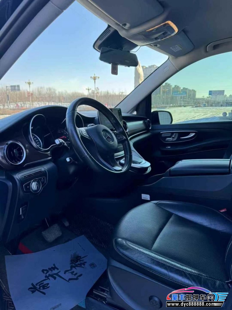 20年奔驰V轿车抵押车出售