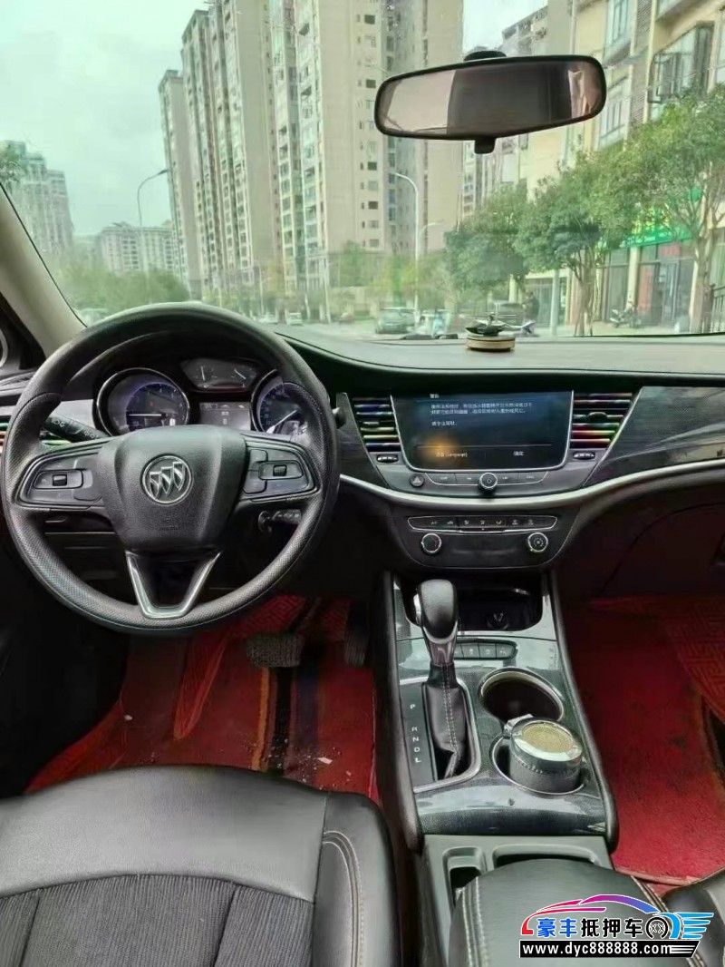 21年别克威朗轿车抵押车出售