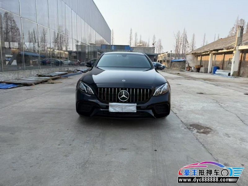 20年奔驰E轿车抵押车出售