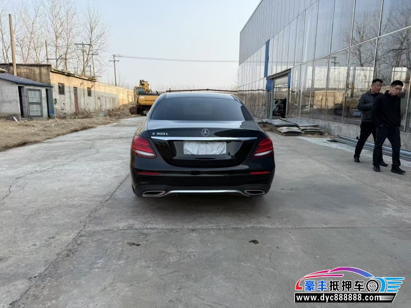 20年奔驰E轿车抵押车出售