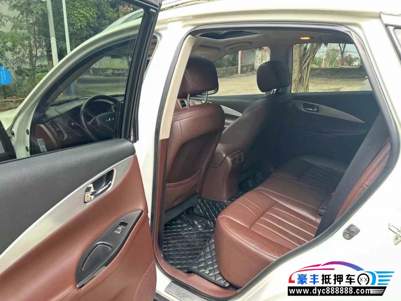 15年英菲尼迪QX50轿车抵押车出售