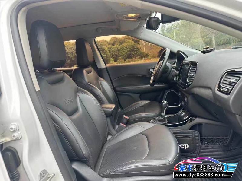 18年Jeep指南者轿车抵押车出售