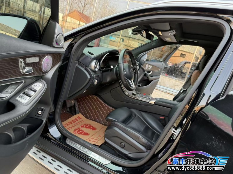 20年奔驰GLC轿车抵押车出售