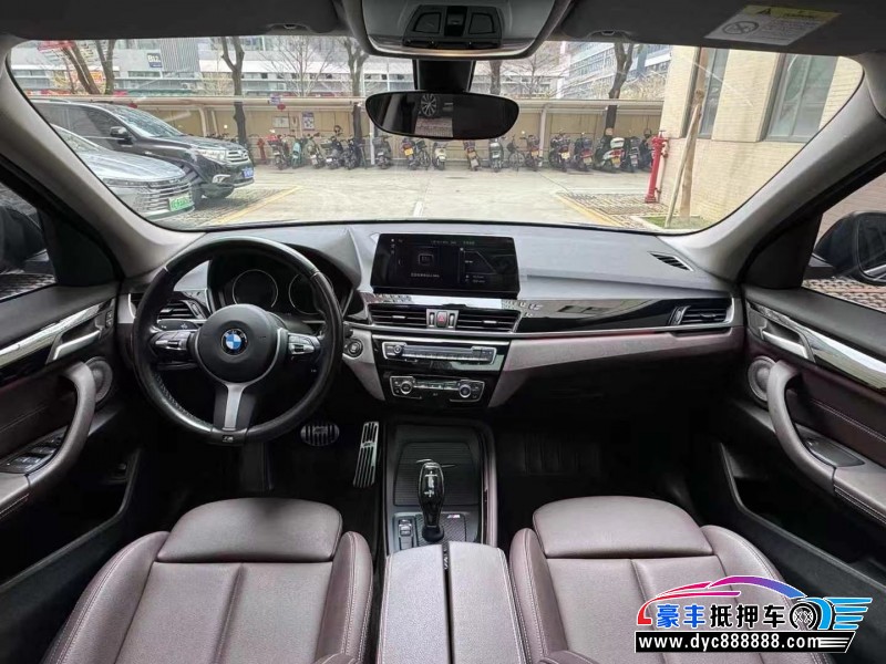 21年宝马X1轿车抵押车出售